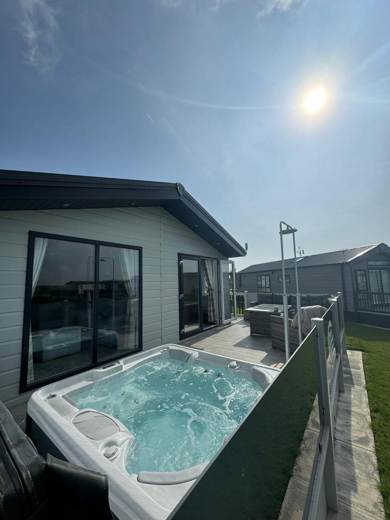 Golden Anchor - The Oakland Lodge - Coastal Caravan Breaks Chapel Saint Leonards Exteriér fotografie